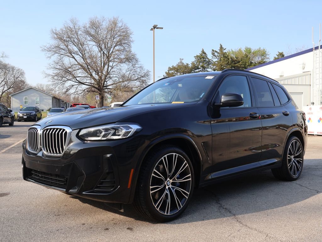 Used 2022 BMW X3 sDrive30i w/ M Sport Package 2 image 4