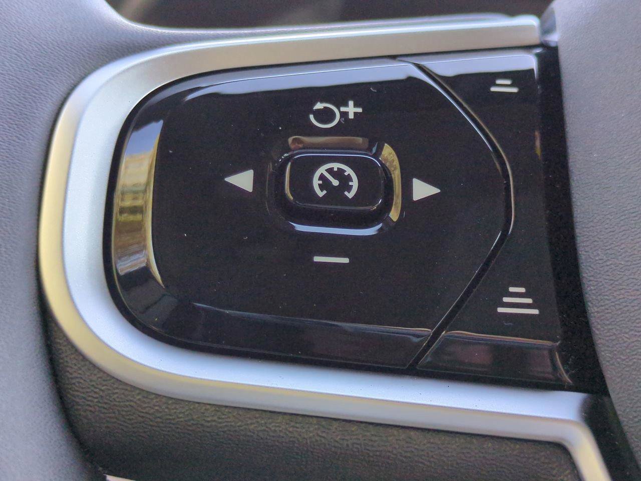 New 2026 Volvo XC90 B6 Plus AWD/4WD image 22