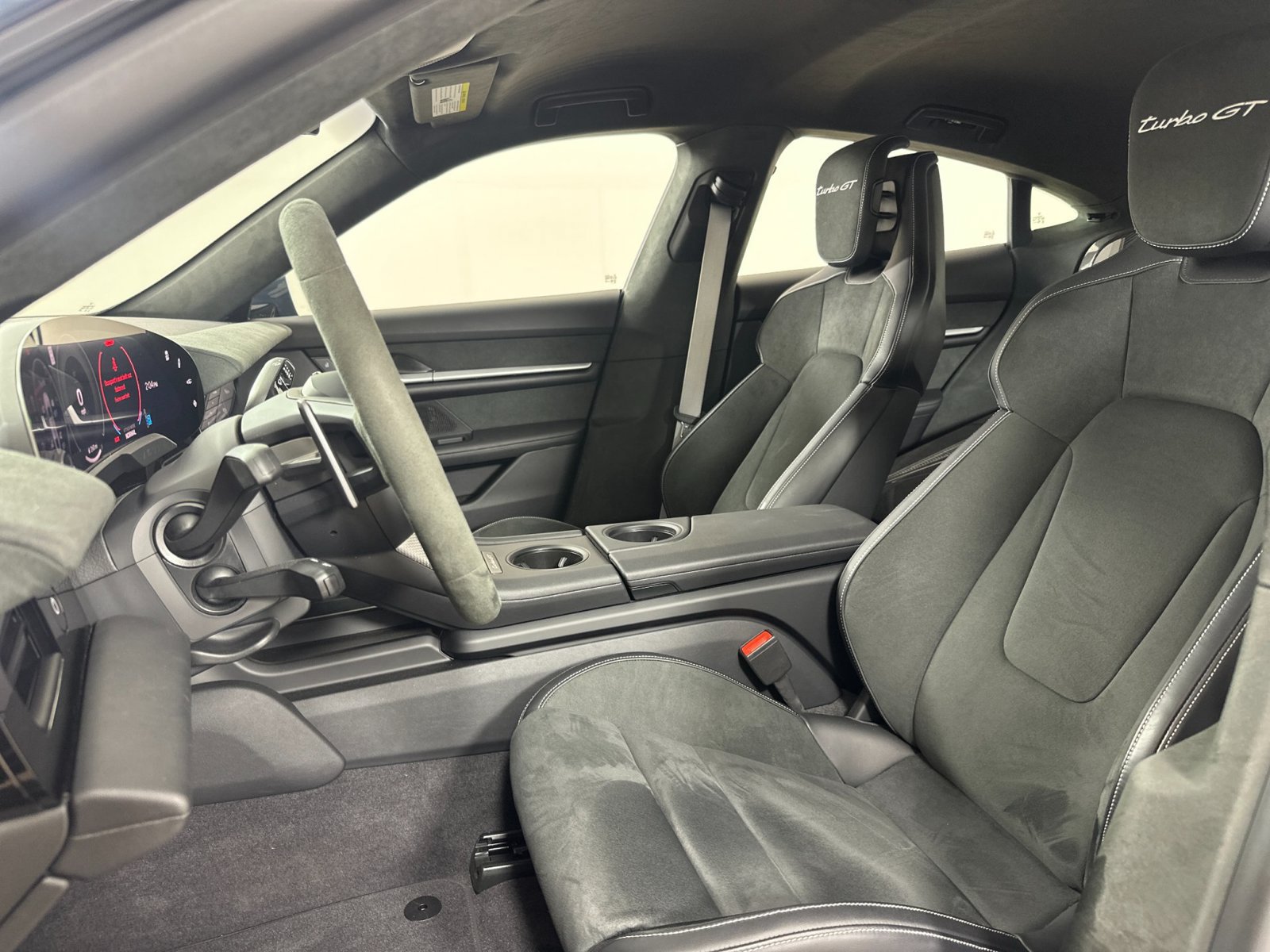 Certified 2025 Porsche Taycan GTS AWD/4WD image 5