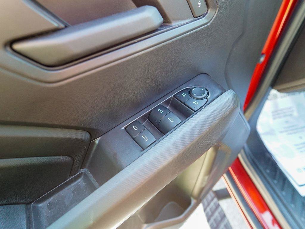 Used 2025 Chevrolet Colorado Trail Boss AWD/4WD image 15