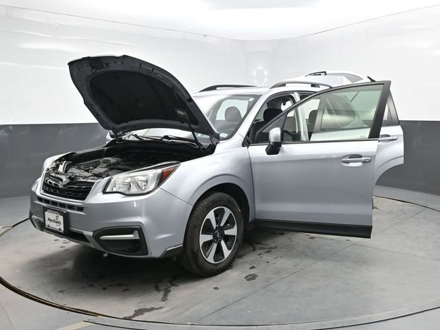 Used 2018 Subaru Forester 2.5i Premium w/ All-Weather Package AWD/4WD image 35
