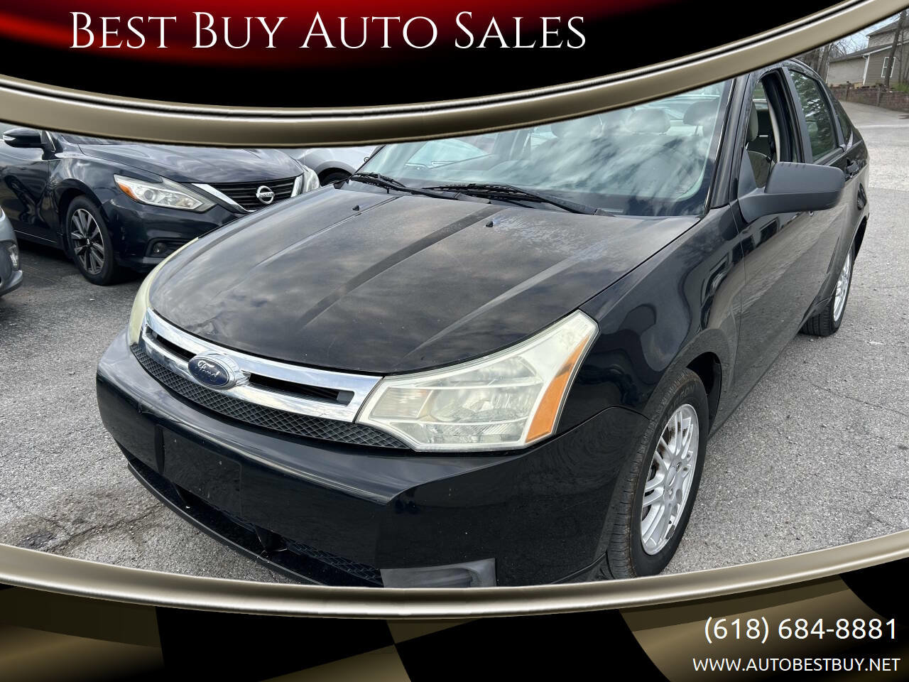 Used 2009 Ford Focus SE FWD image 1