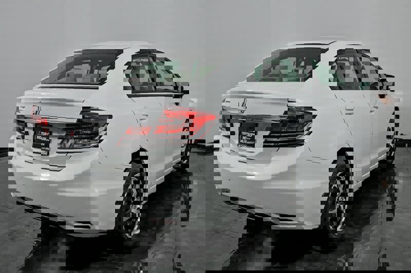 Used 2015 Honda Civic SE image 10