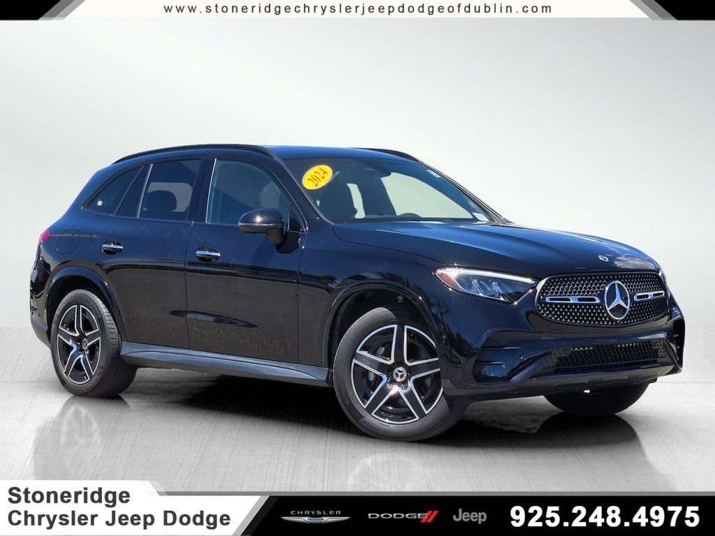 Used 2024 Mercedes-Benz GLC 300 w/ AMG Line image 1