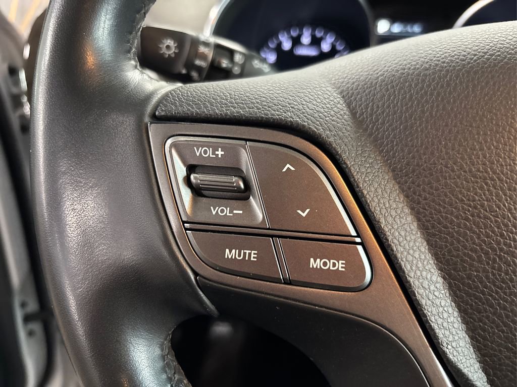 Used 2017 Hyundai Santa Fe Sport image 30