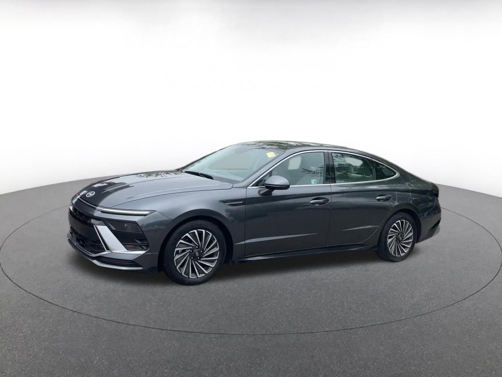 Used 2025 Hyundai Sonata SEL FWD image 7