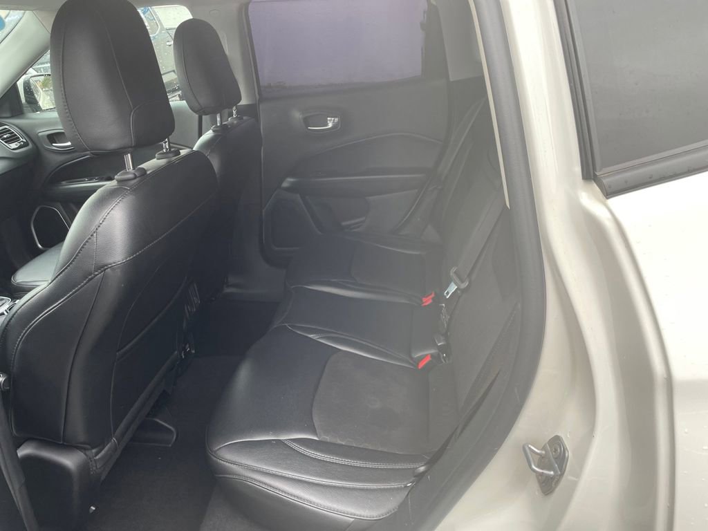 Used 2018 Jeep Compass Altitude w/ Popular Equipment Group image 14