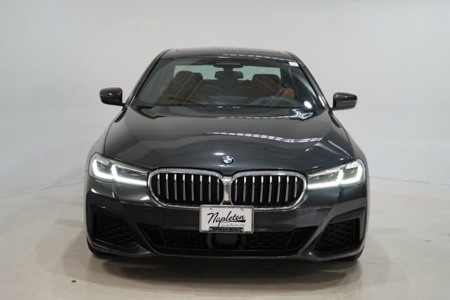 Used 2023 BMW 540i xDrive w/ M Sport Package image 2