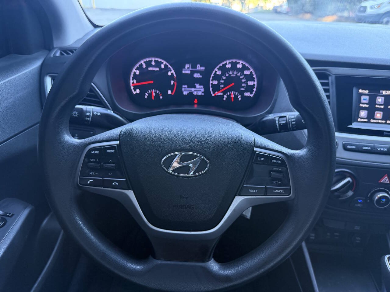 Used 2022 Hyundai Accent SE FWD image 13