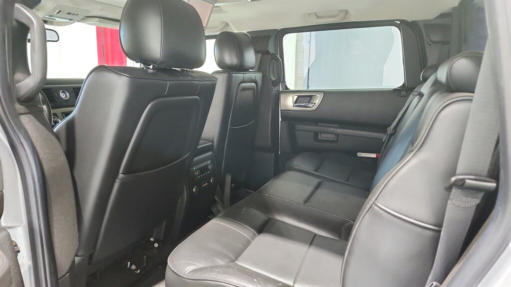 Used 2009 HUMMER H2 Luxury AWD/4WD image 16