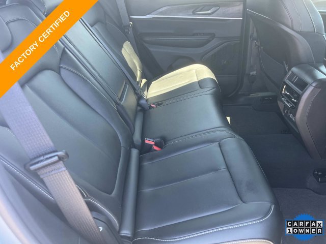 Certified 2025 Jeep Grand Cherokee Limited AWD/4WD image 34