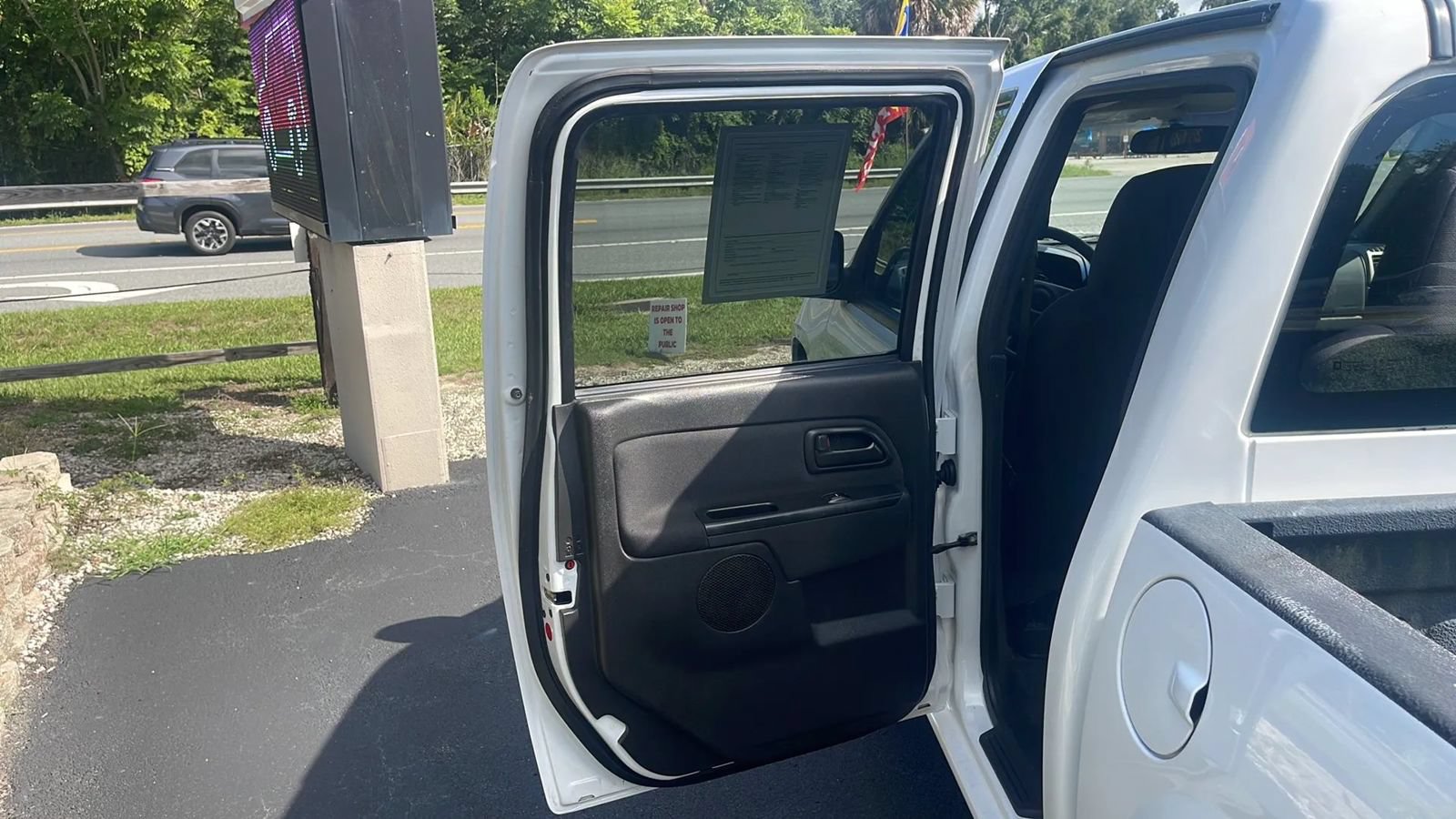 Used 2007 Chevrolet Colorado LT RWD image 11