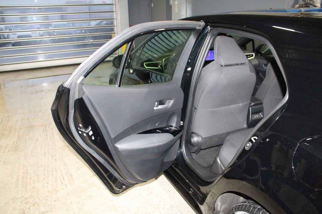 Used 2024 Toyota Corolla SE image 17