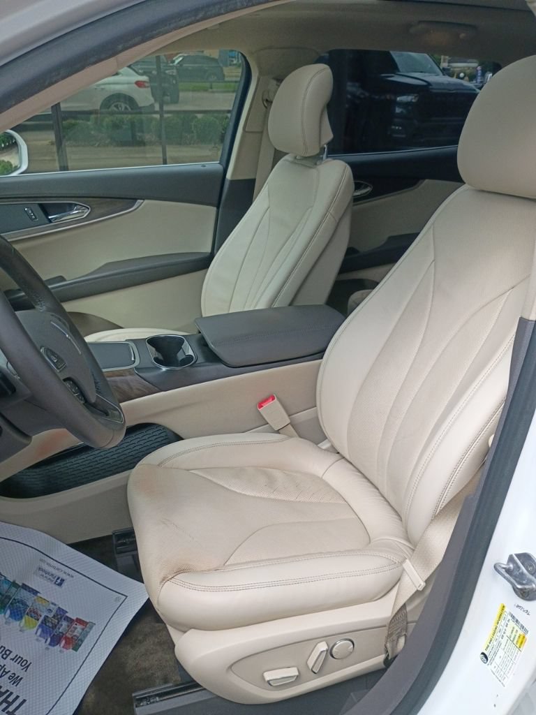 Used 2018 Lincoln MKX Reserve AWD/4WD image 19