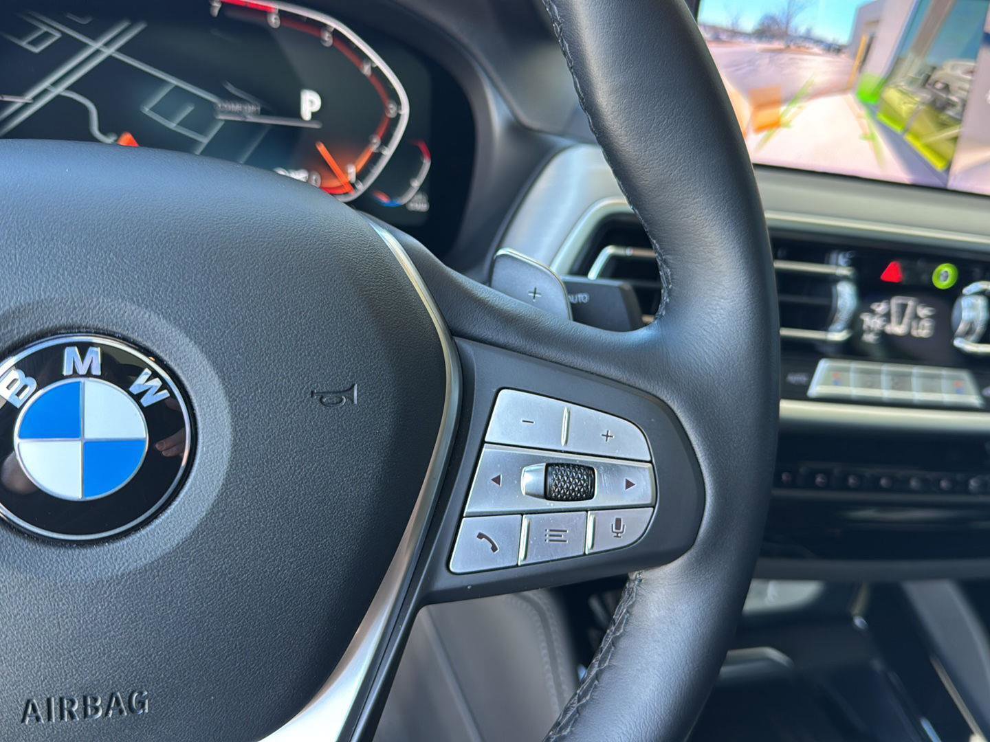 Certified 2024 BMW X4 xDrive30i w/ Premium Package image 19