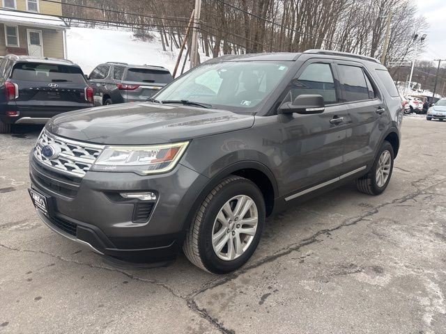 Used 2019 Ford Explorer XLT w/ Equipment Group 201A image 3