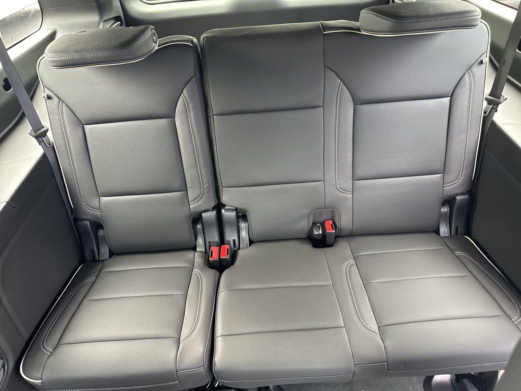 New 2026 Chevrolet Suburban Premier w/ Sun And Tow Package image 38