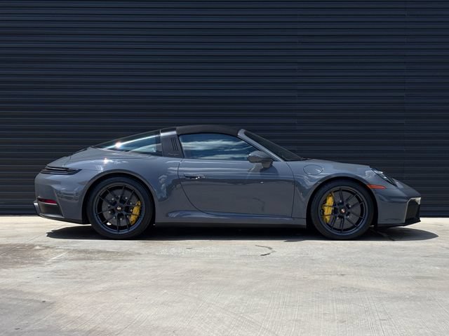 Used 2026 Porsche 911 Targa 4 GTS AWD/4WD image 9