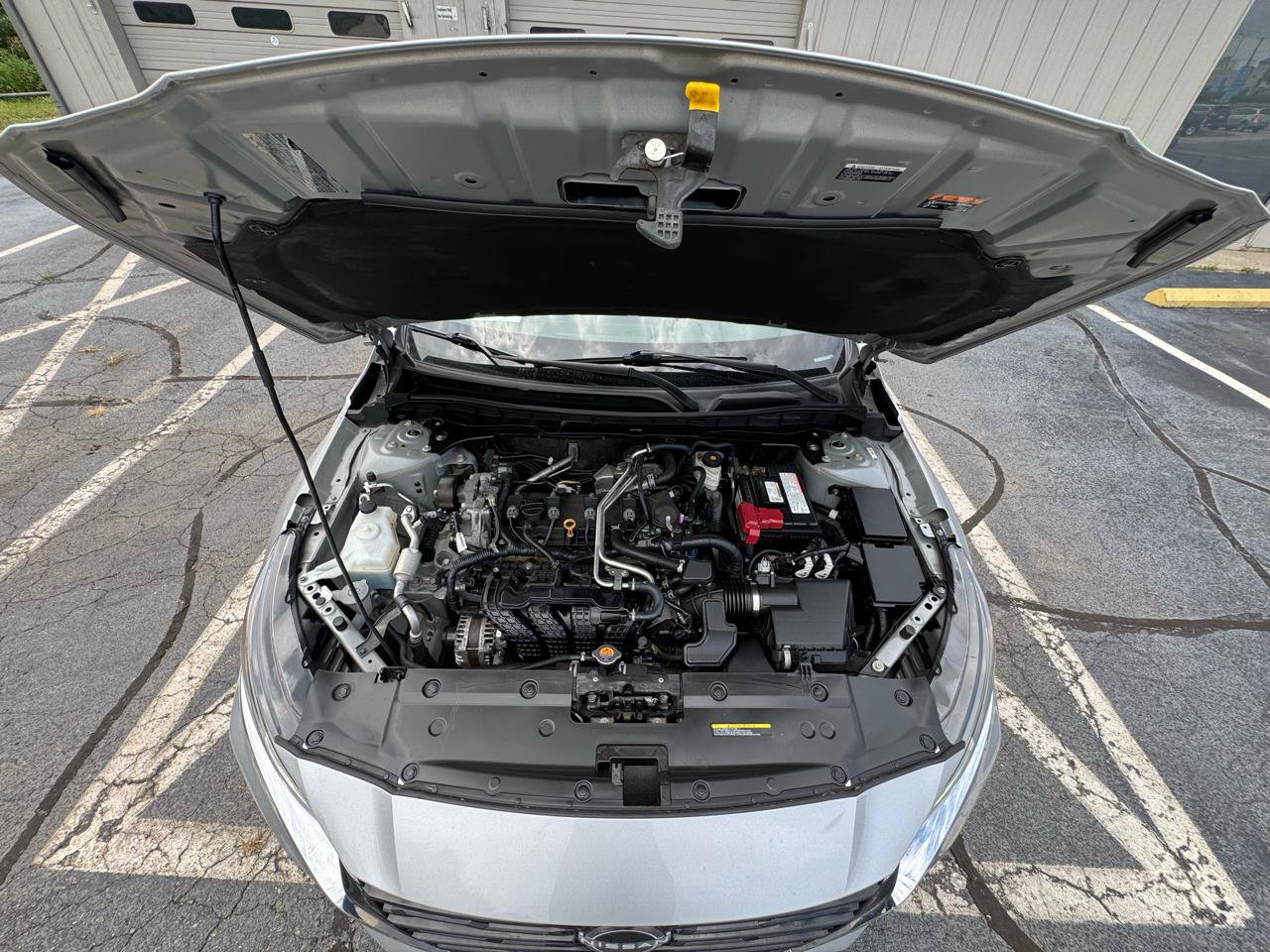 Used 2023 Nissan Altima 2.5 SV FWD image 11