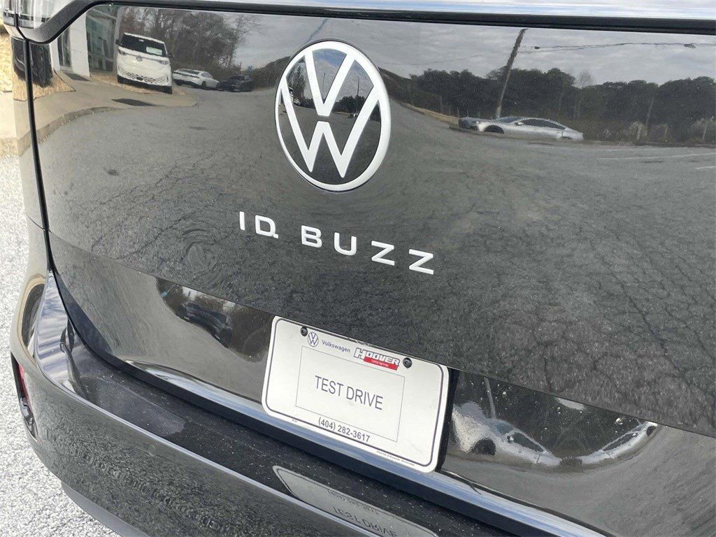 New 2025 Volkswagen ID. Buzz Pro S RWD image 13