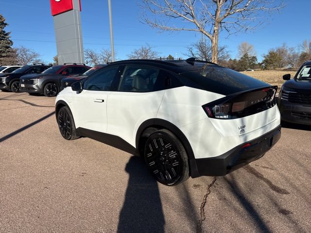 New 2026 Nissan Leaf Platinum+ w/ Illuminated Package FWD image 5