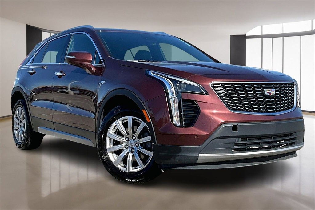Used 2023 Cadillac XT4 Premium Luxury image 11
