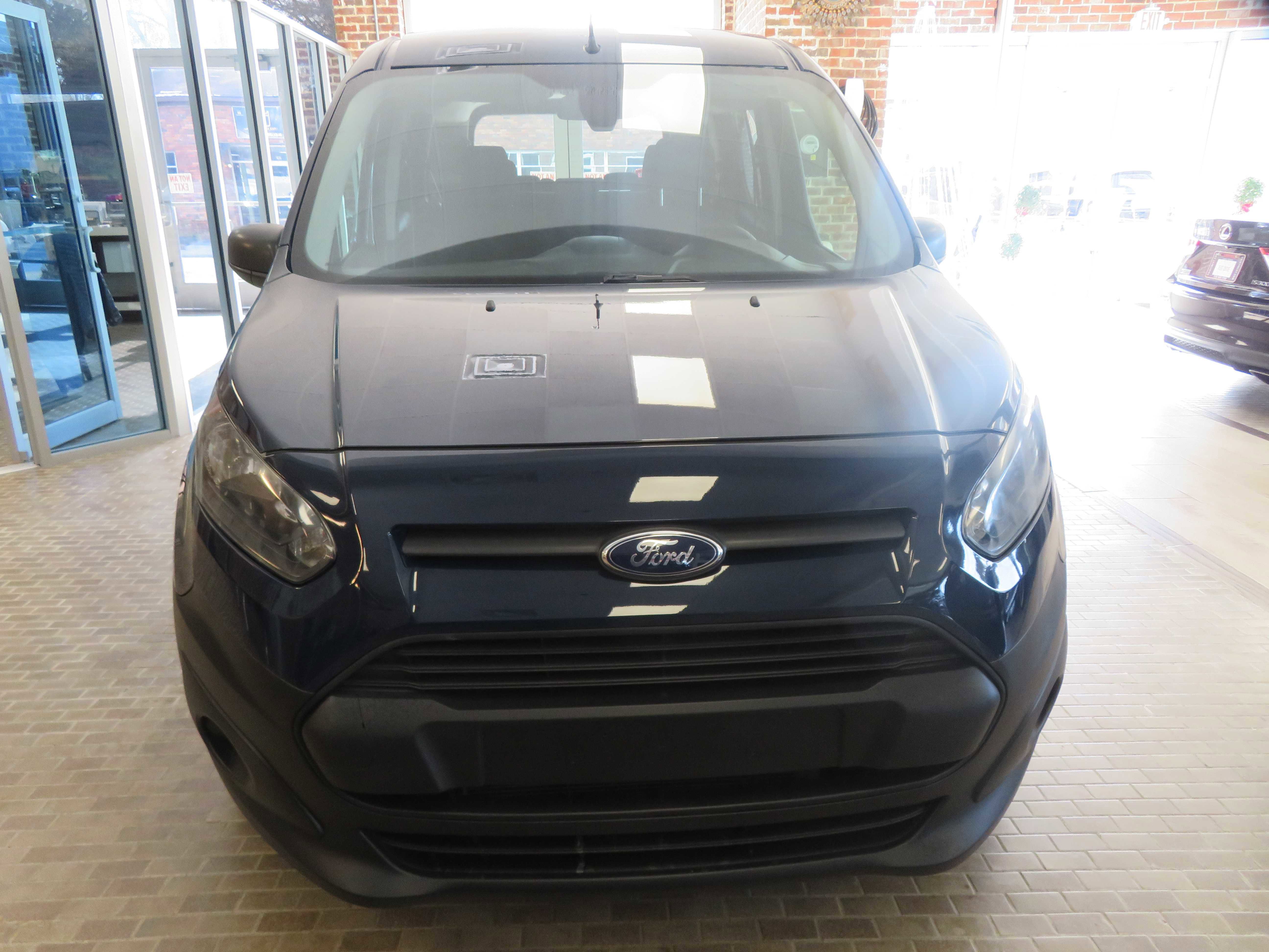Used 2016 Ford Transit Connect XL image 2