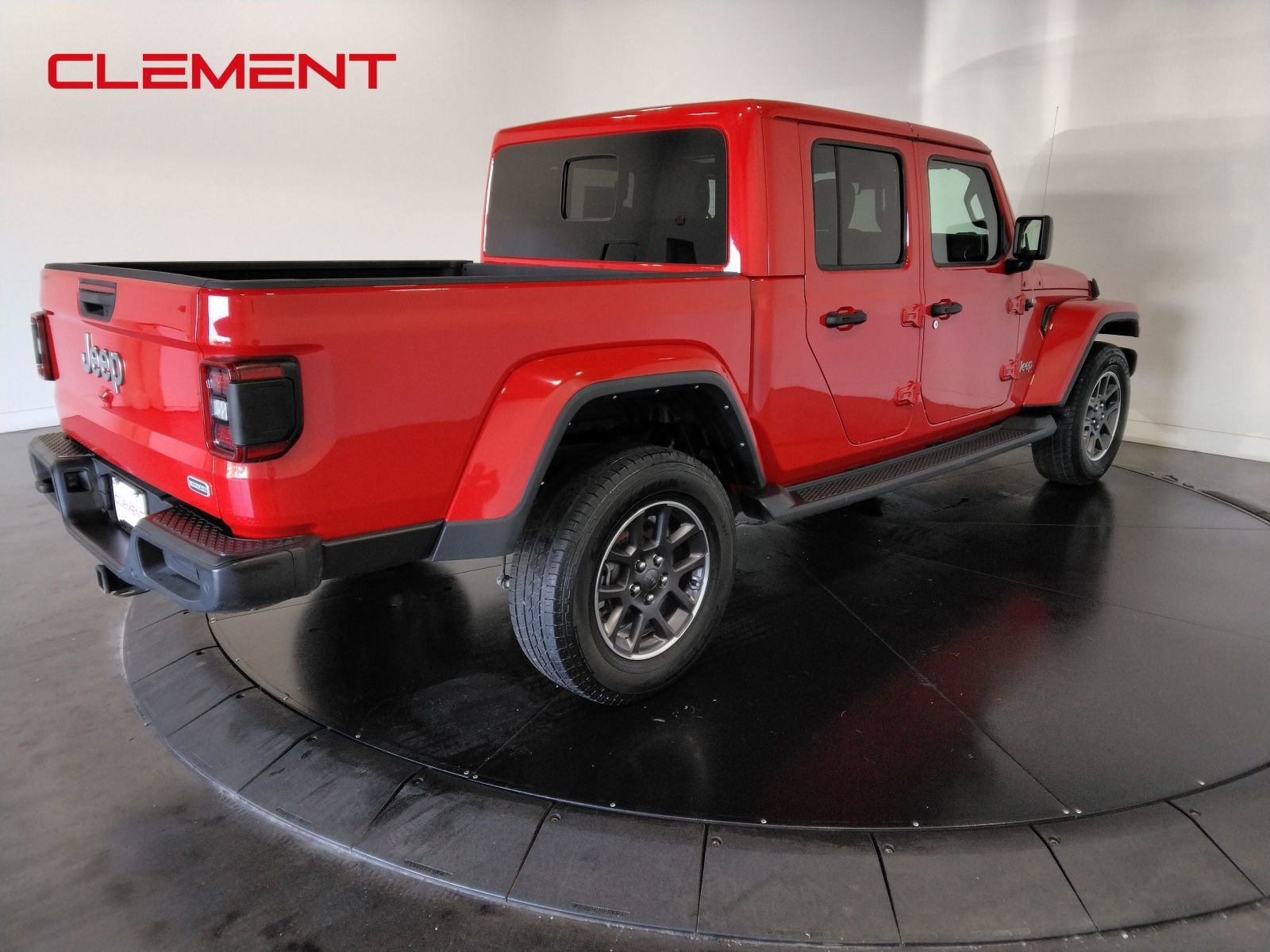 Used 2022 Jeep Gladiator Overland w/ Popular Equipment Package image 4