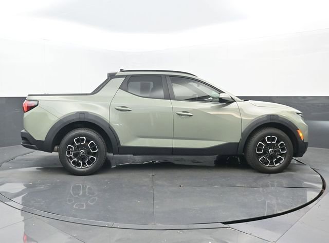 Used 2023 Hyundai Santa Cruz SEL Premium image 2
