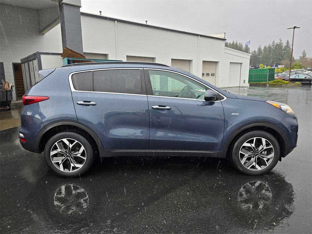 Used 2022 Kia Sportage EX w/ EX Technology Package image 3