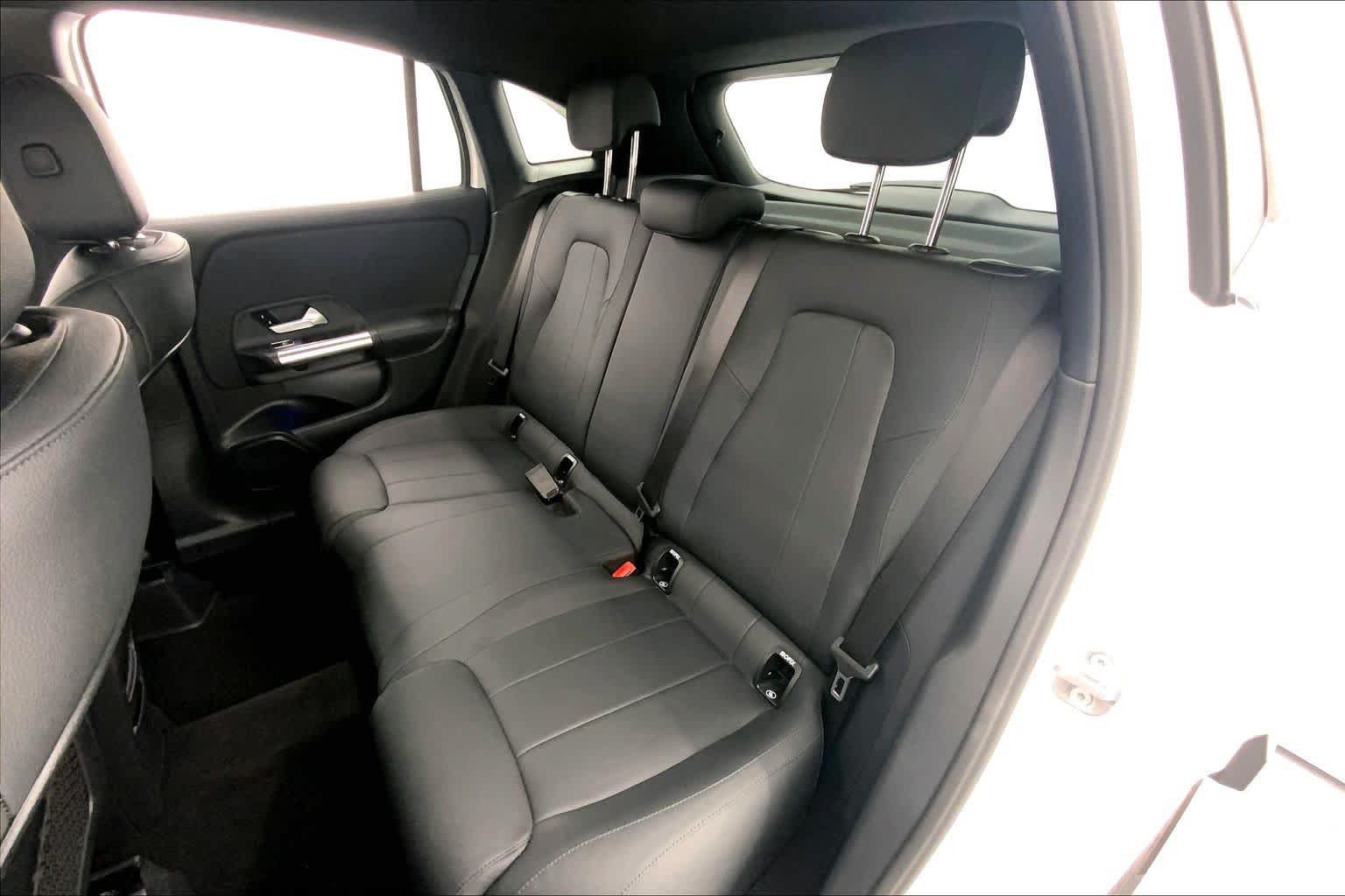 Used 2026 Mercedes-Benz GLA 250 image 17