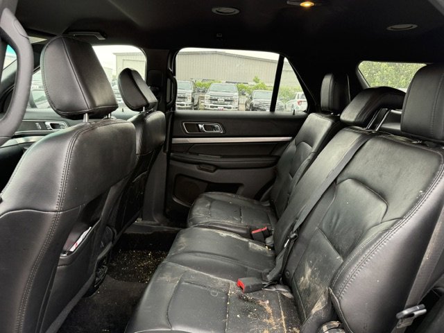 Used 2018 Ford Explorer XLT w/ Equipment Group 202A image 18