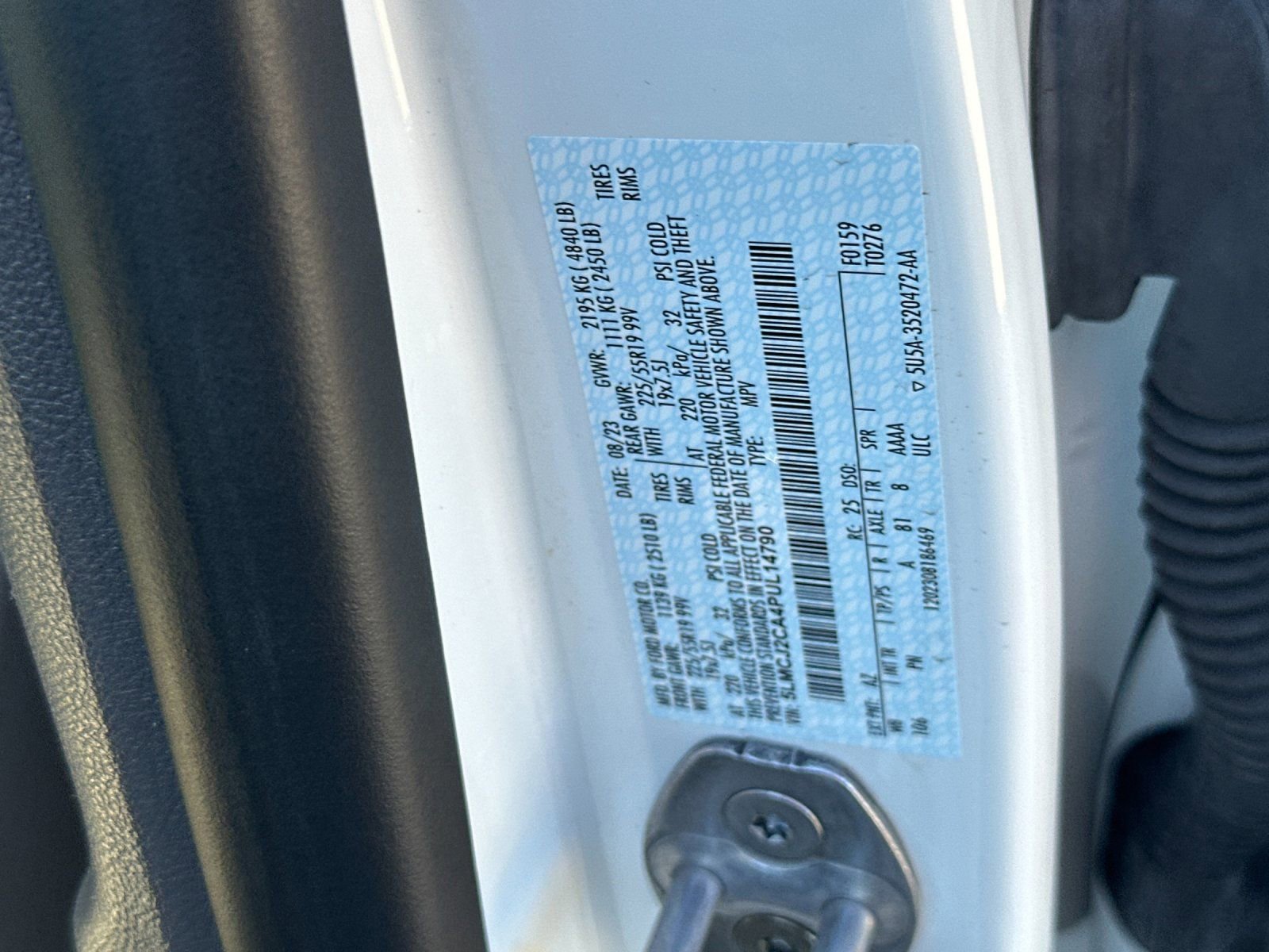 Used 2023 Lincoln Corsair Reserve image 35