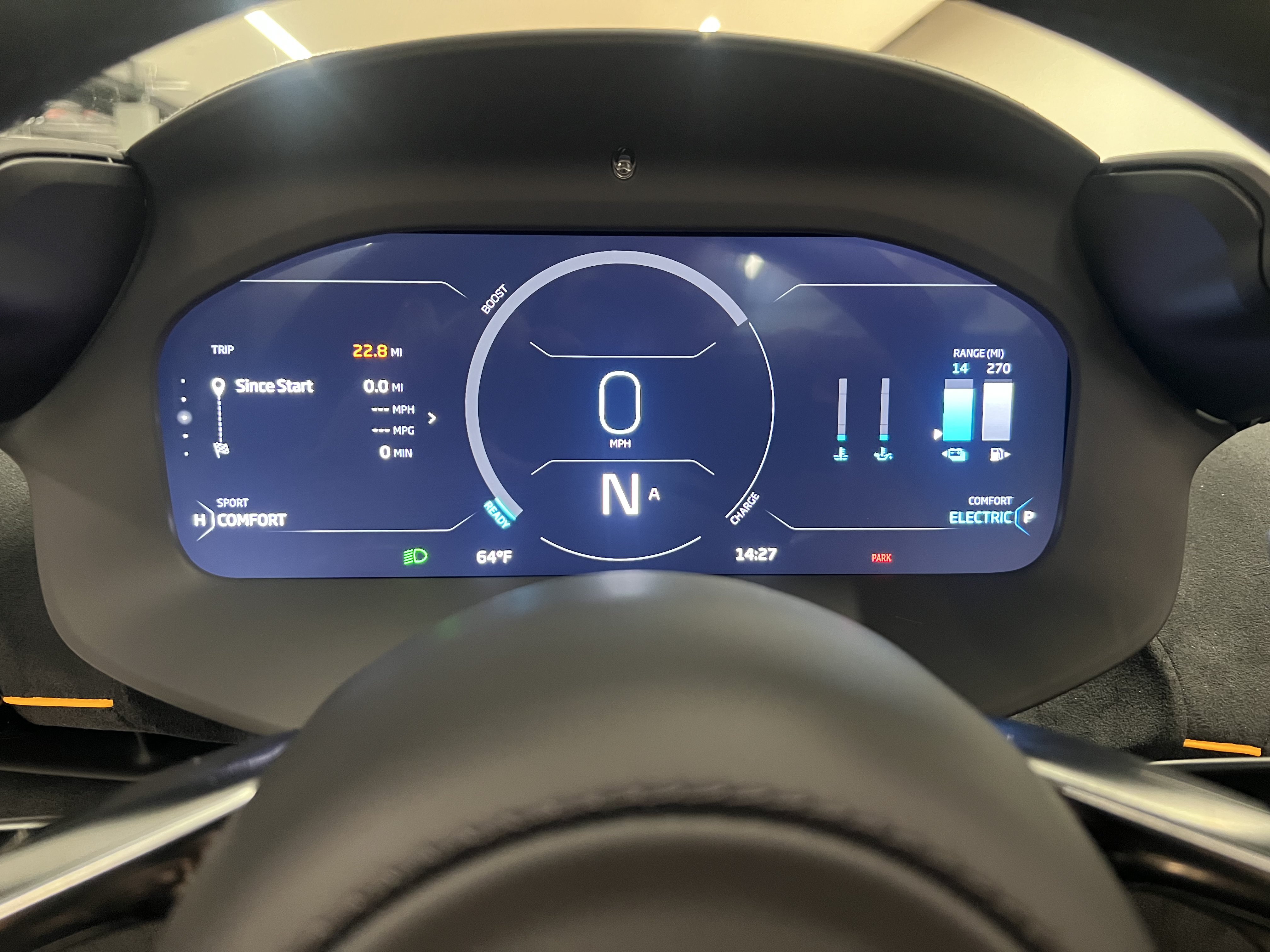 Used 2027 McLaren Artura Spider RWD image 25