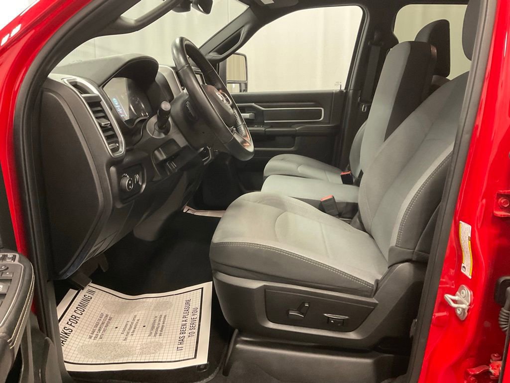 Used 2024 RAM 2500 Big Horn w/ Bed Utility Group AWD/4WD image 4