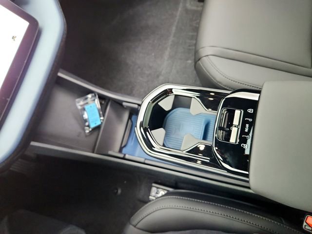 New 2026 Volvo EX30 Cross Country Ultra image 22