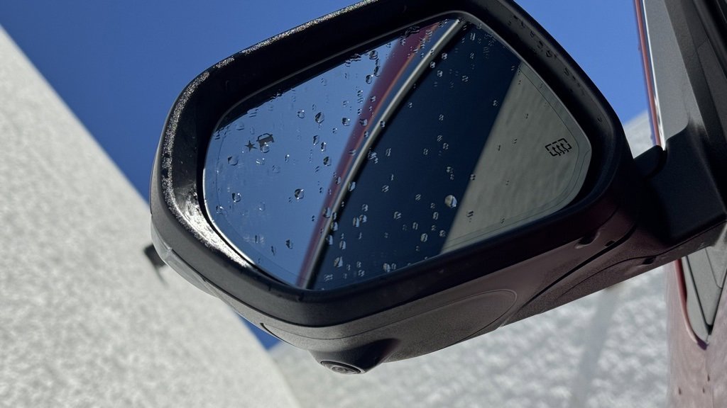 Used 2025 GMC Acadia Denali w/ Super Cruise Package image 20