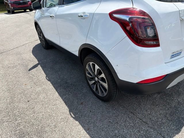 Used 2017 Buick Encore Essence FWD image 6