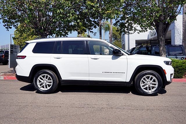 Certified 2023 Jeep Grand Cherokee L Laredo RWD image 7