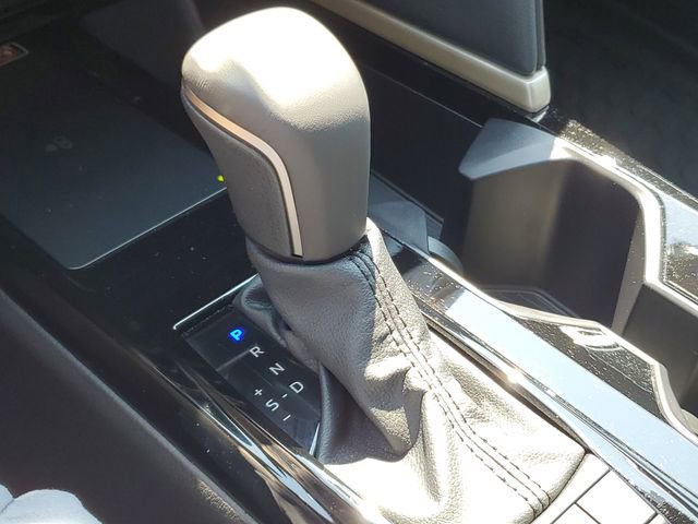Used 2026 Toyota Camry XSE FWD image 31