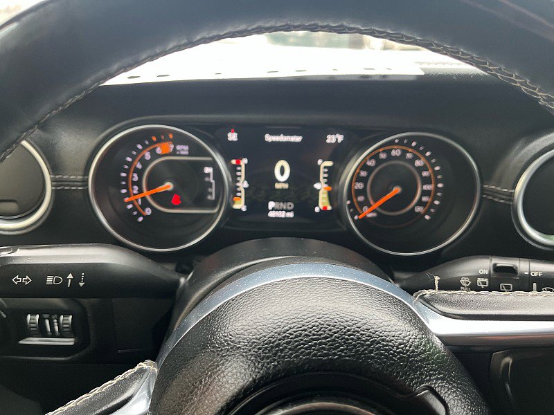 Used 2020 Jeep Wrangler Unlimited Sahara w/ Dual Top Group image 32