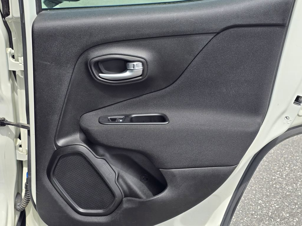 Used 2019 Jeep Renegade Sport image 48