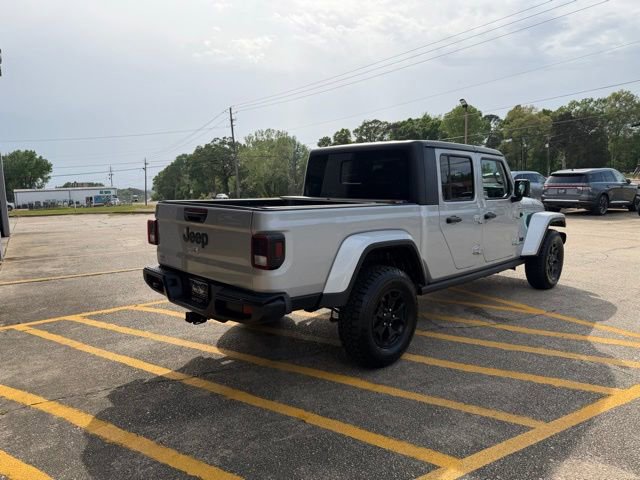Used 2022 Jeep Gladiator Sport image 3