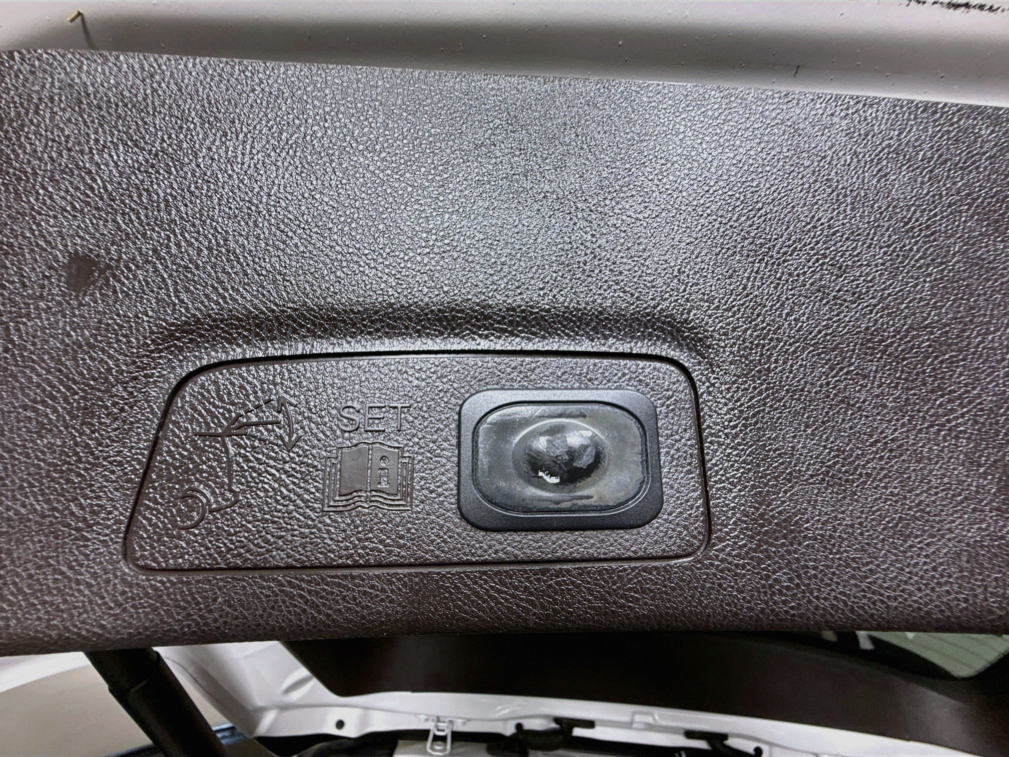 Used 2017 Lincoln MKC Select w/ Select Plus Package FWD image 41