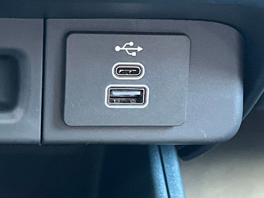 New 2026 Ford Maverick Tremor image 16