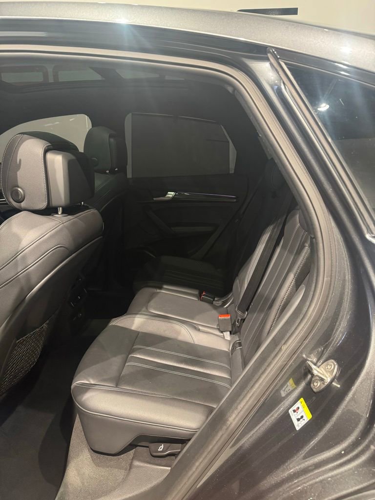 Used 2023 Audi SQ5 Prestige w/ Prestige Package AWD/4WD image 22