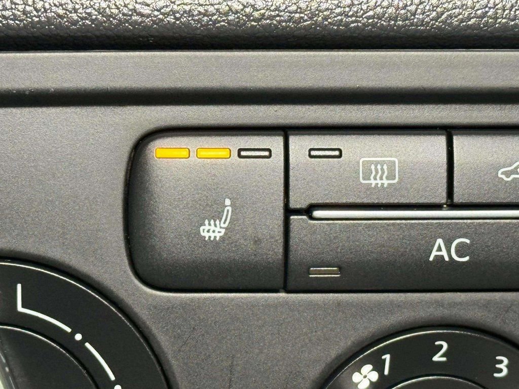 Used 2012 Volkswagen Beetle Turbo image 12