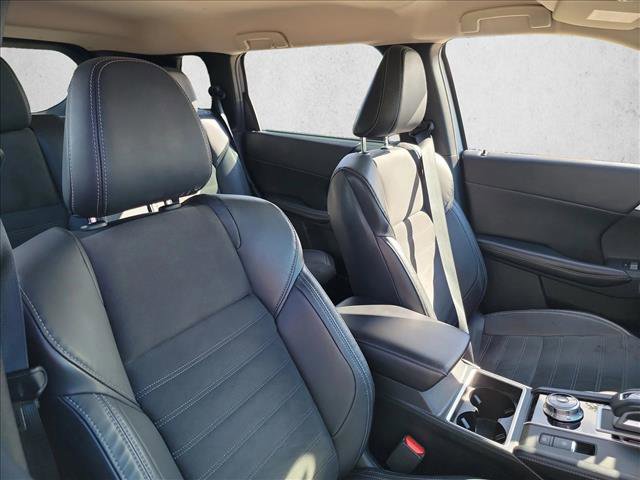 Used 2022 Mitsubishi Outlander SE image 12