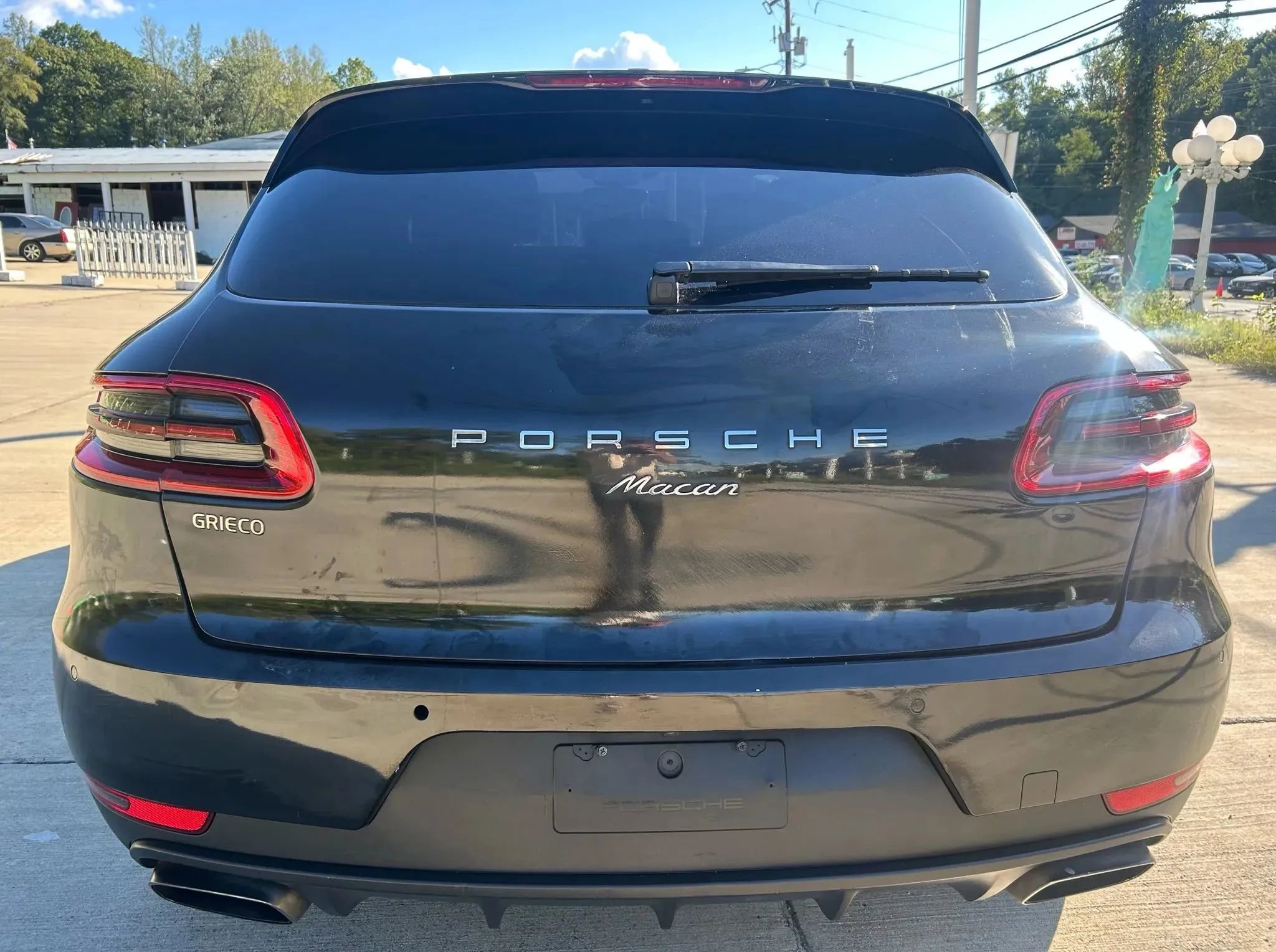 Used 2018 Porsche Macan AWD/4WD image 8