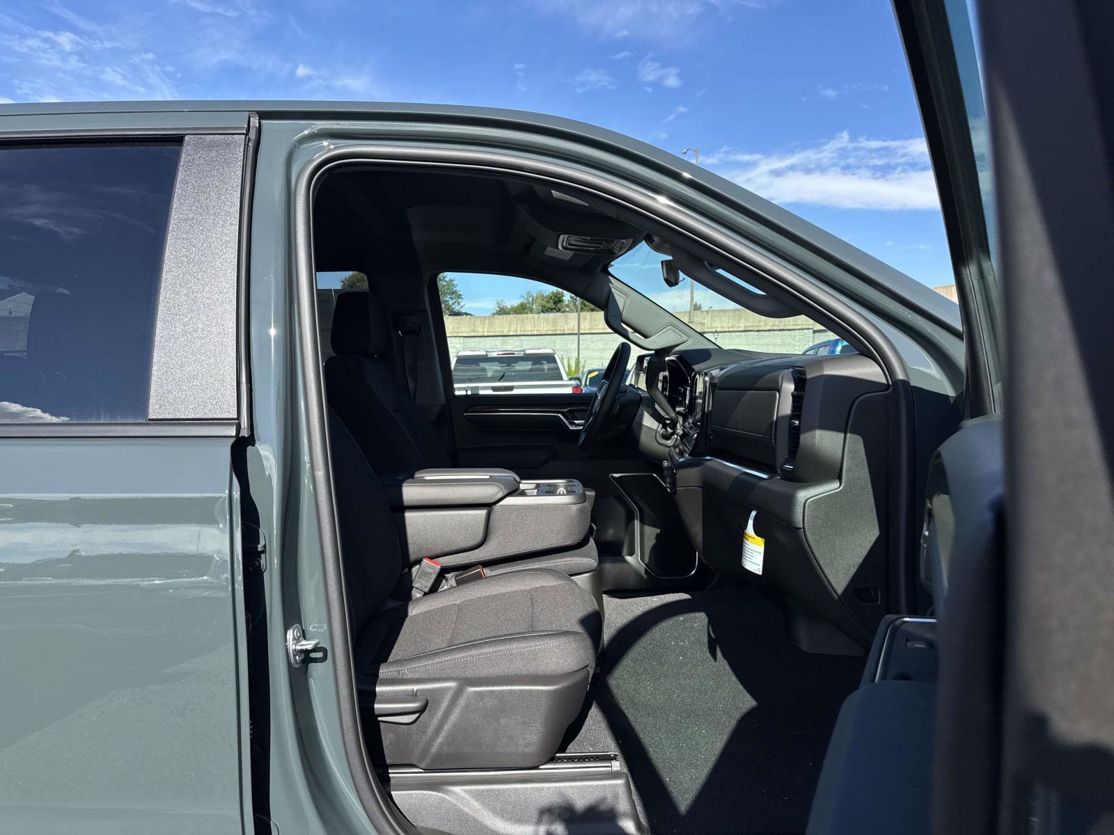 New 2026 Chevrolet Silverado 1500 LT image 10